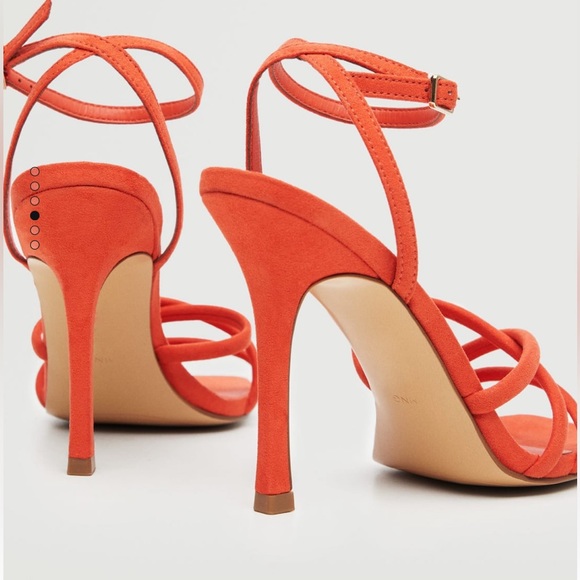 Mango Red Heels - Picture 4 of 8